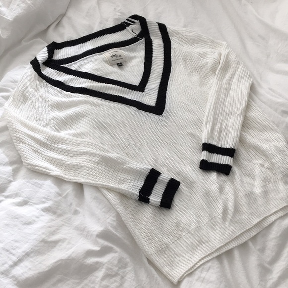 Cotton On Sweaters - Cotton on sweater small